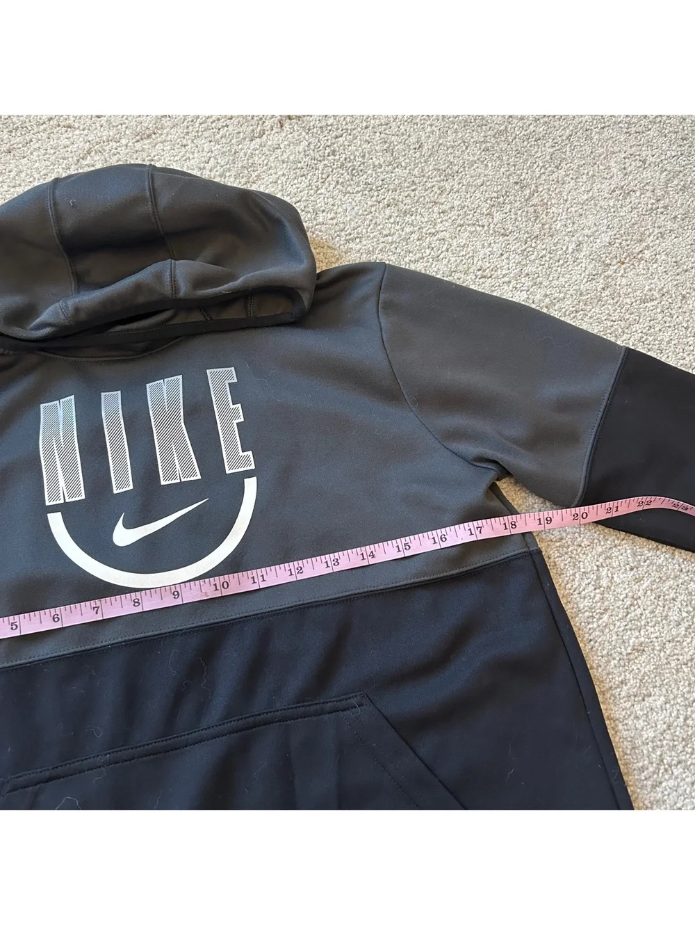 Nike Dri-FIT Black and Gray Pullover Hoodie Youth size XL